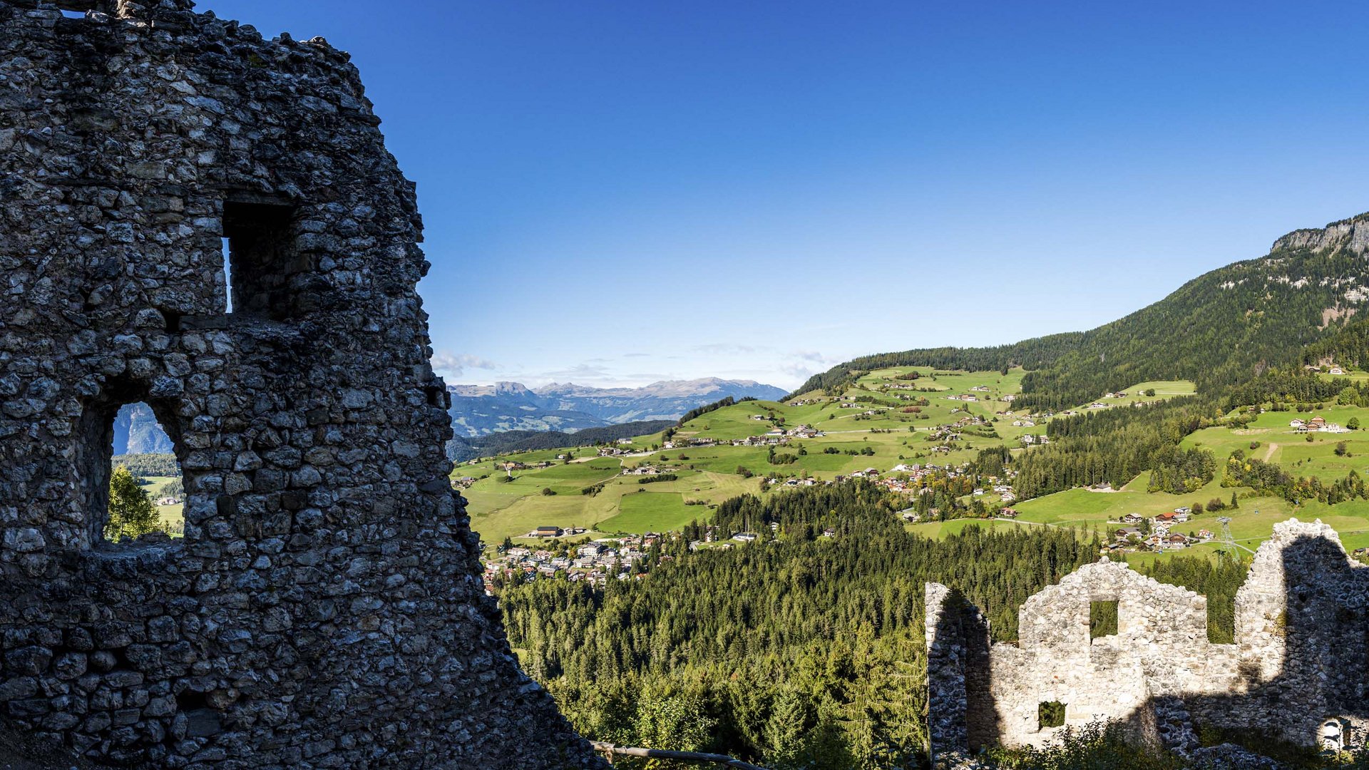 Holiday apartments near Alpe di Siusi/Seiser Alm