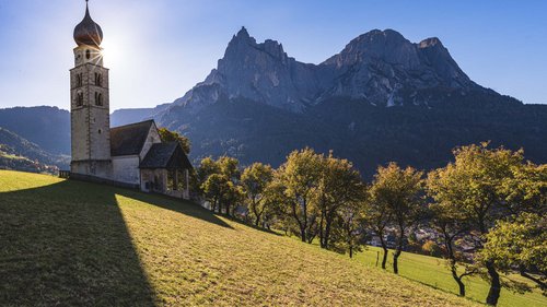 Holiday apartments near Alpe di Siusi/Seiser Alm Holiday apartments near Alpe di Siusi/Seiser Alm