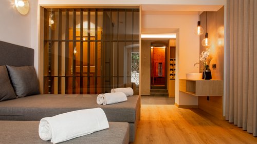 Holiday apartments near Alpe di Siusi/Seiser Alm Holiday apartments near Alpe di Siusi/Seiser Alm